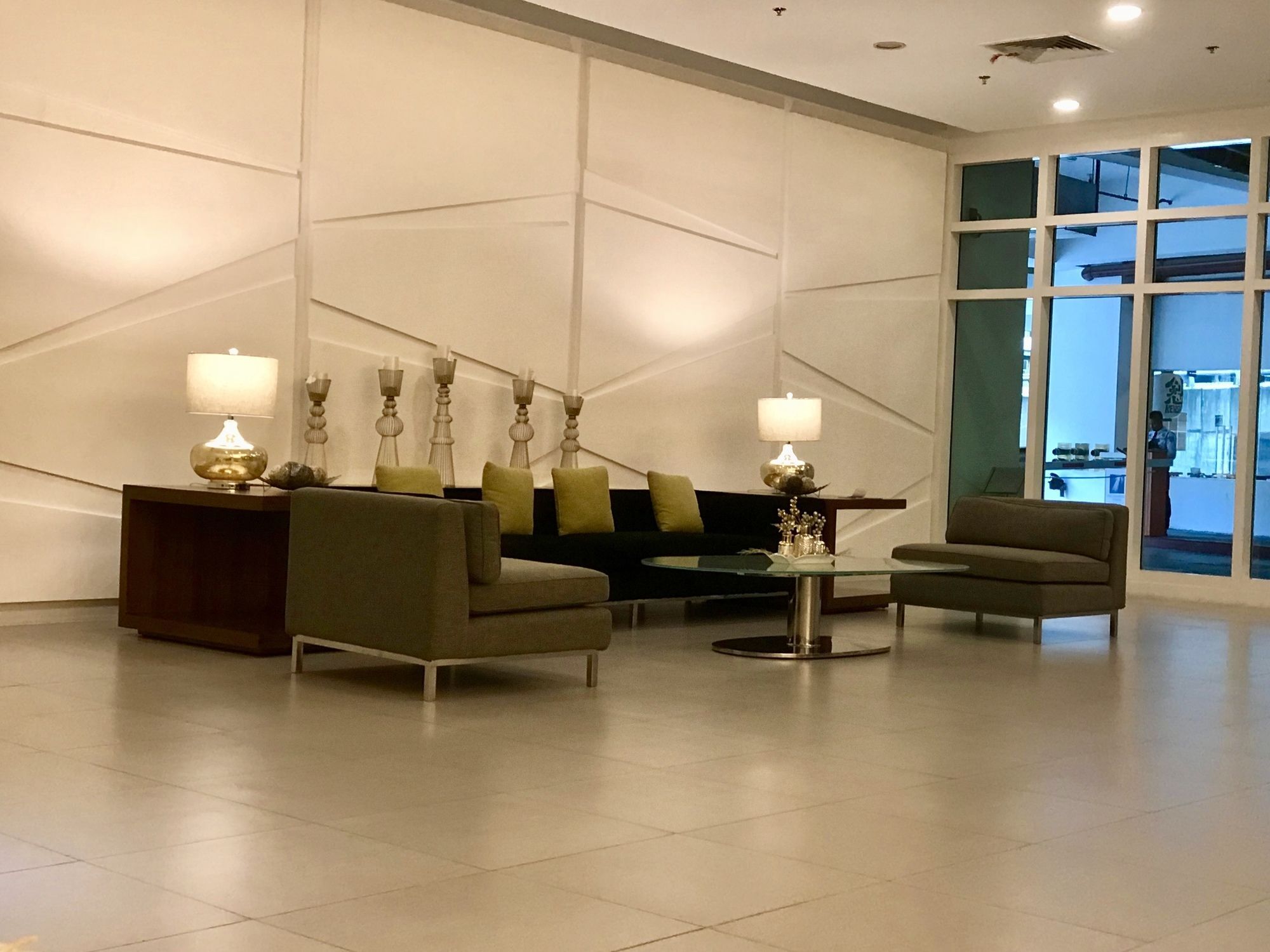 The Beacon Serviced Residences Makati City Eksteriør bilde