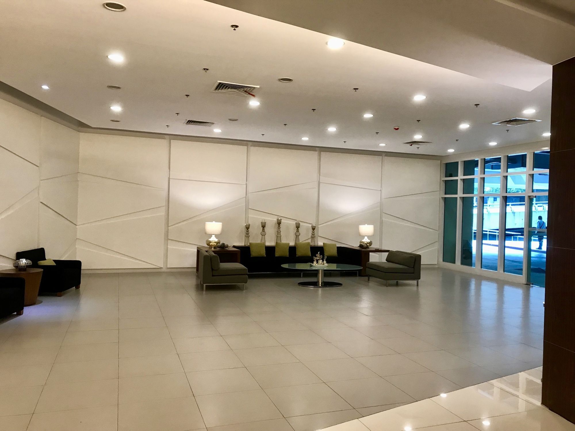 The Beacon Serviced Residences Makati City Eksteriør bilde