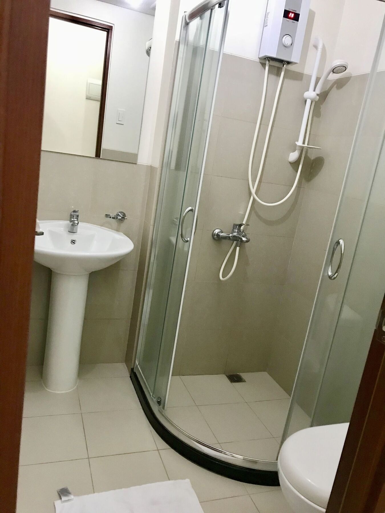 The Beacon Serviced Residences Makati City Eksteriør bilde